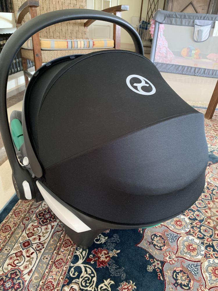 Ovo Cybex ATON B2 com adapradores (carseat, baby carrier)