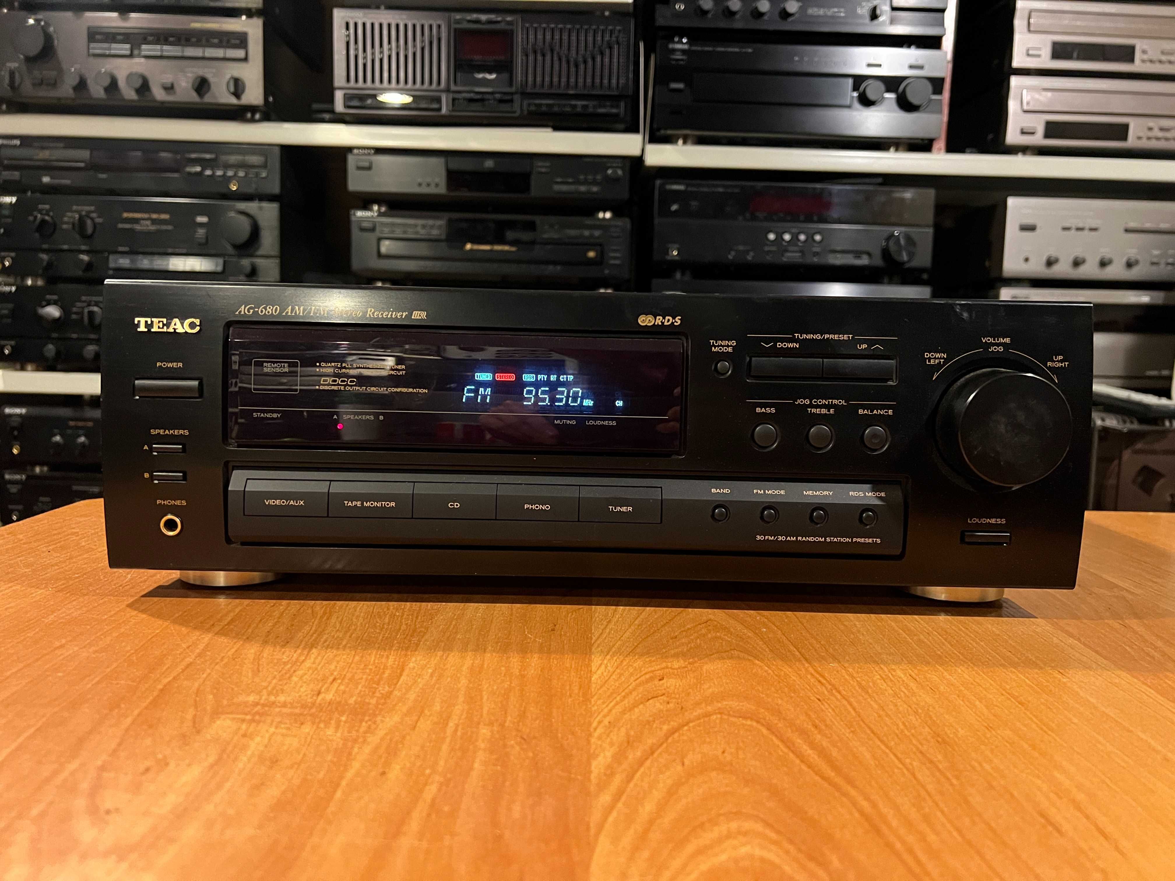 Amplituner TEAC AG-680