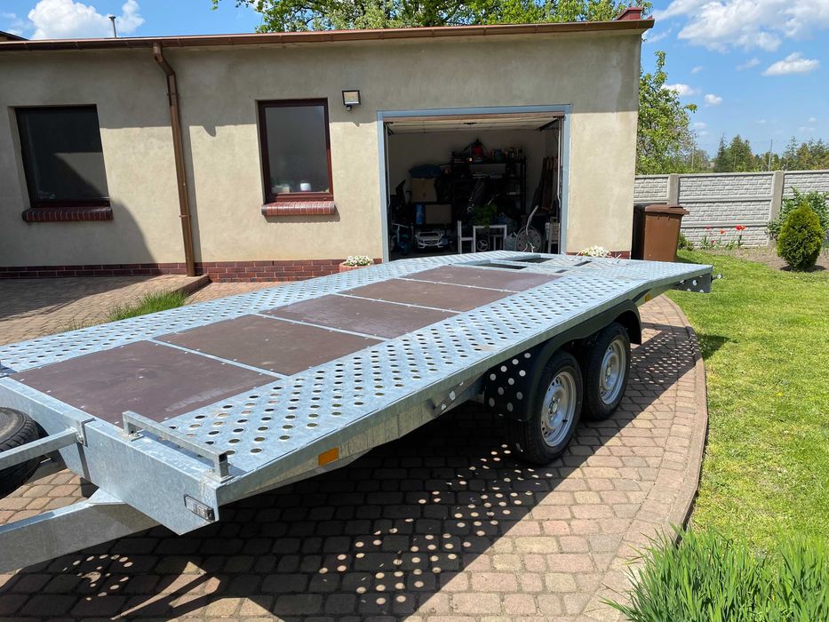 Pomoc Drogowa 24h Holowanie Auto laweta