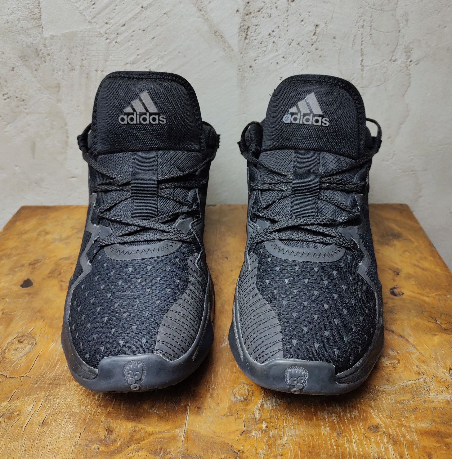 Buty ADIDAS PHARRELL WILLIAMS D.O.N. ISSUE 2 (45 / 29cm) do koszykówki