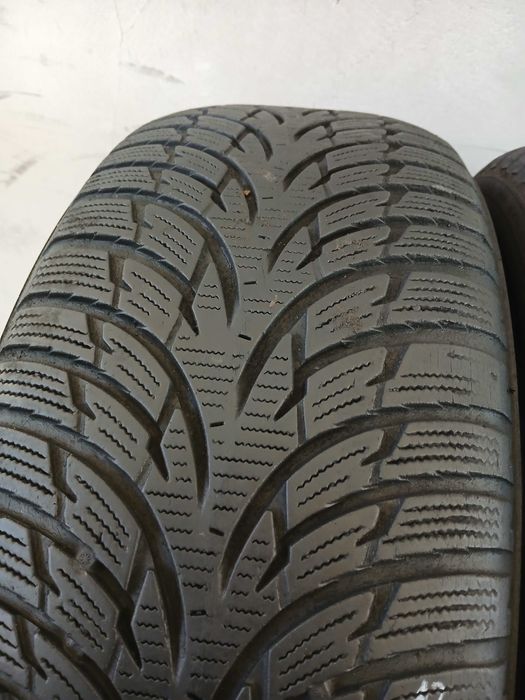 Opony zimowe Nokian 215/60/16