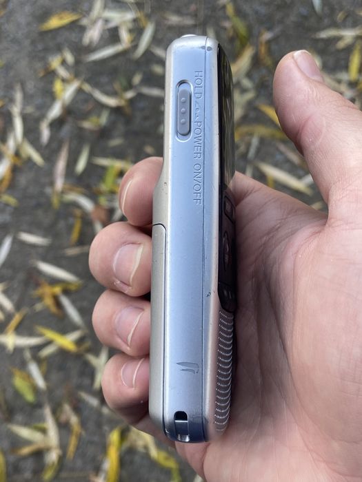 Продам диктофон Sony ICD-BX140