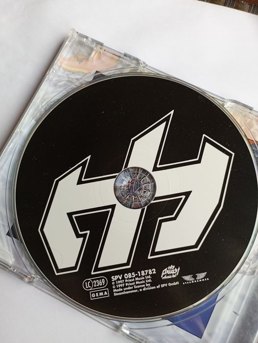 Judas Priest Jugulator Iron Maiden Metallica Saxon Black Sabbath metal