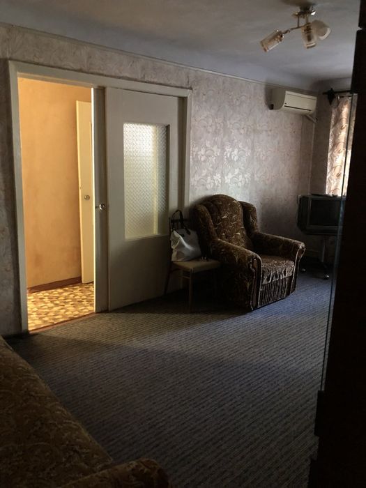 Продам 3 комнатную квартиру, 1/5, район пл. Советской