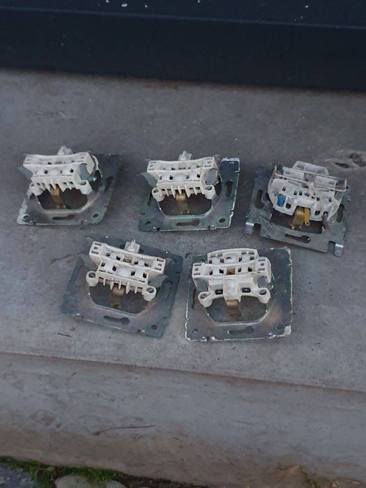 5 Tomadas C/Terra (Valor Conjunto)