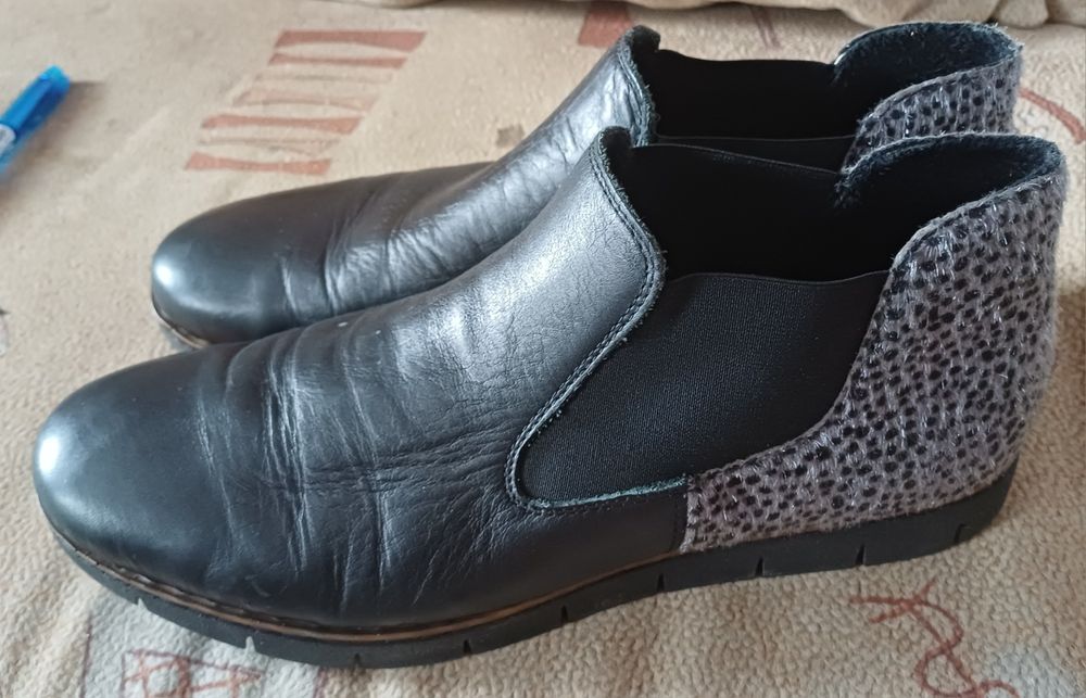 Продам  недорого  полусапожки