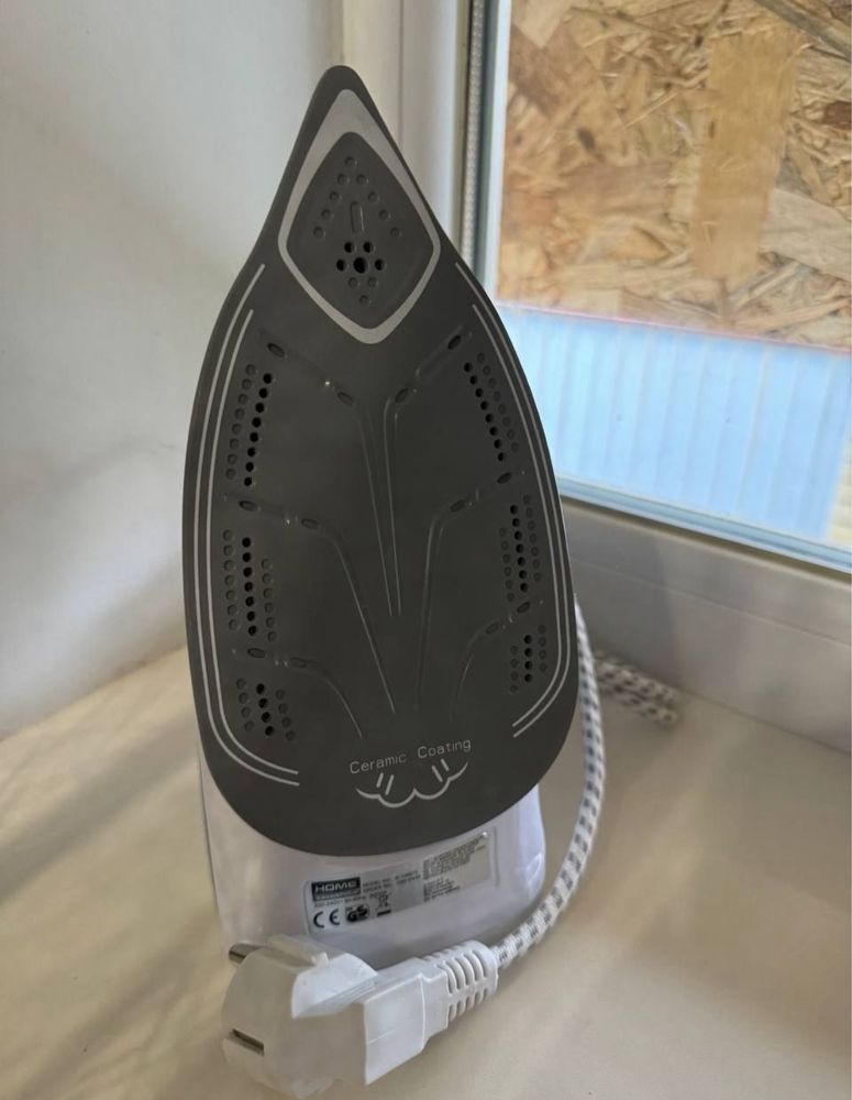 Утюги фирмы Saturn , Home