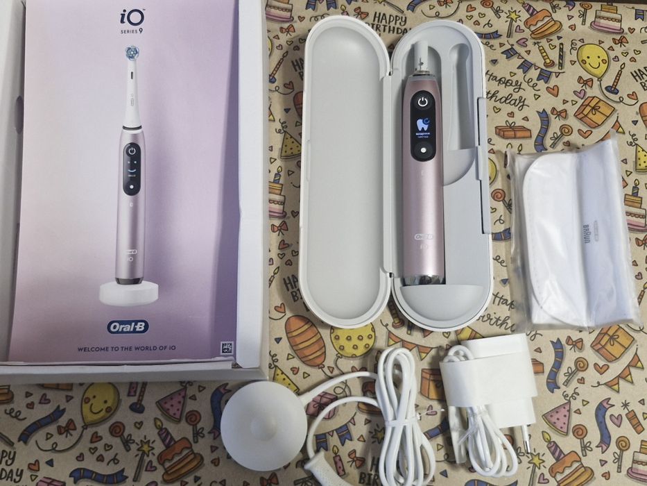 Електрична зубна щітка Oral B Io series 9