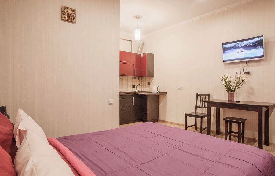 Тиха квартира в центрі +ПАРКОВКА (Гнатюка 17)