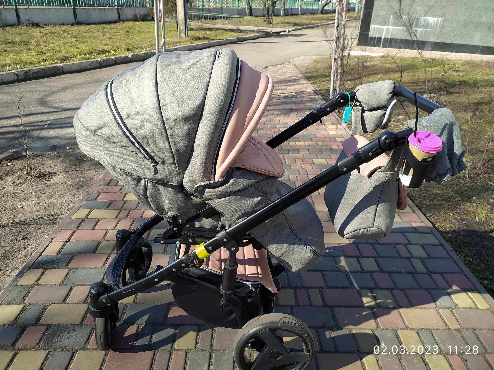 Коляска  Bellini Baby Pram 2в1.