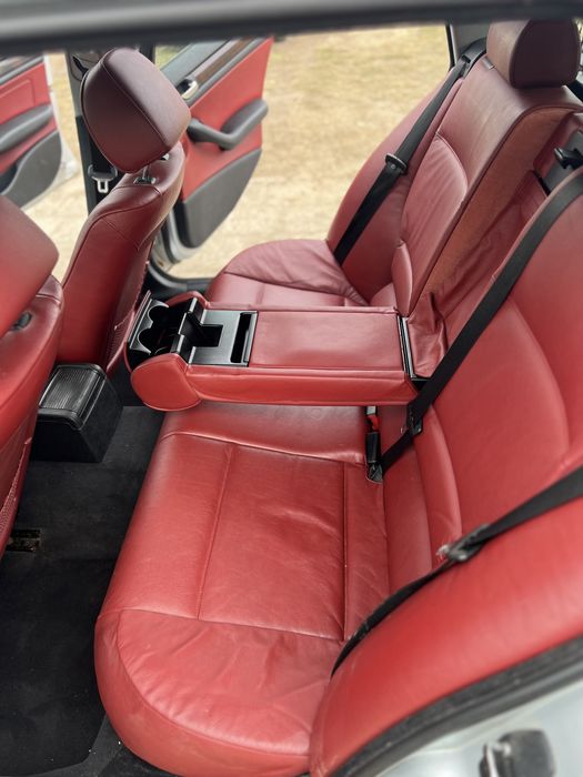 Komplet fotele przód tył boczki czerwone skóry Bmw seria 3 e46 touring
