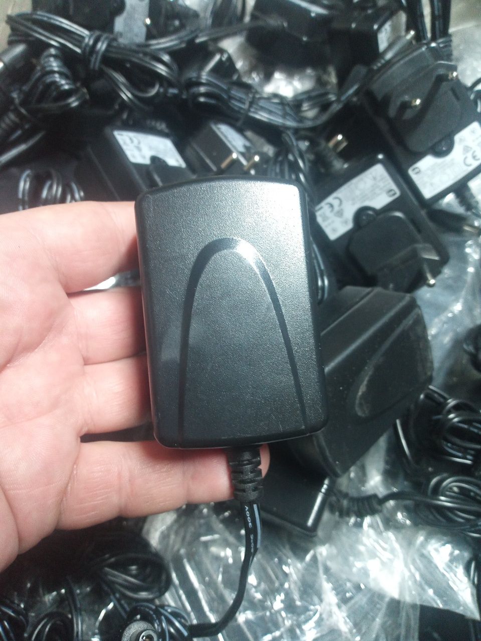 Читати опис Elektroschrott  5V 4A  Wiveshare Блок живлення відбраковка