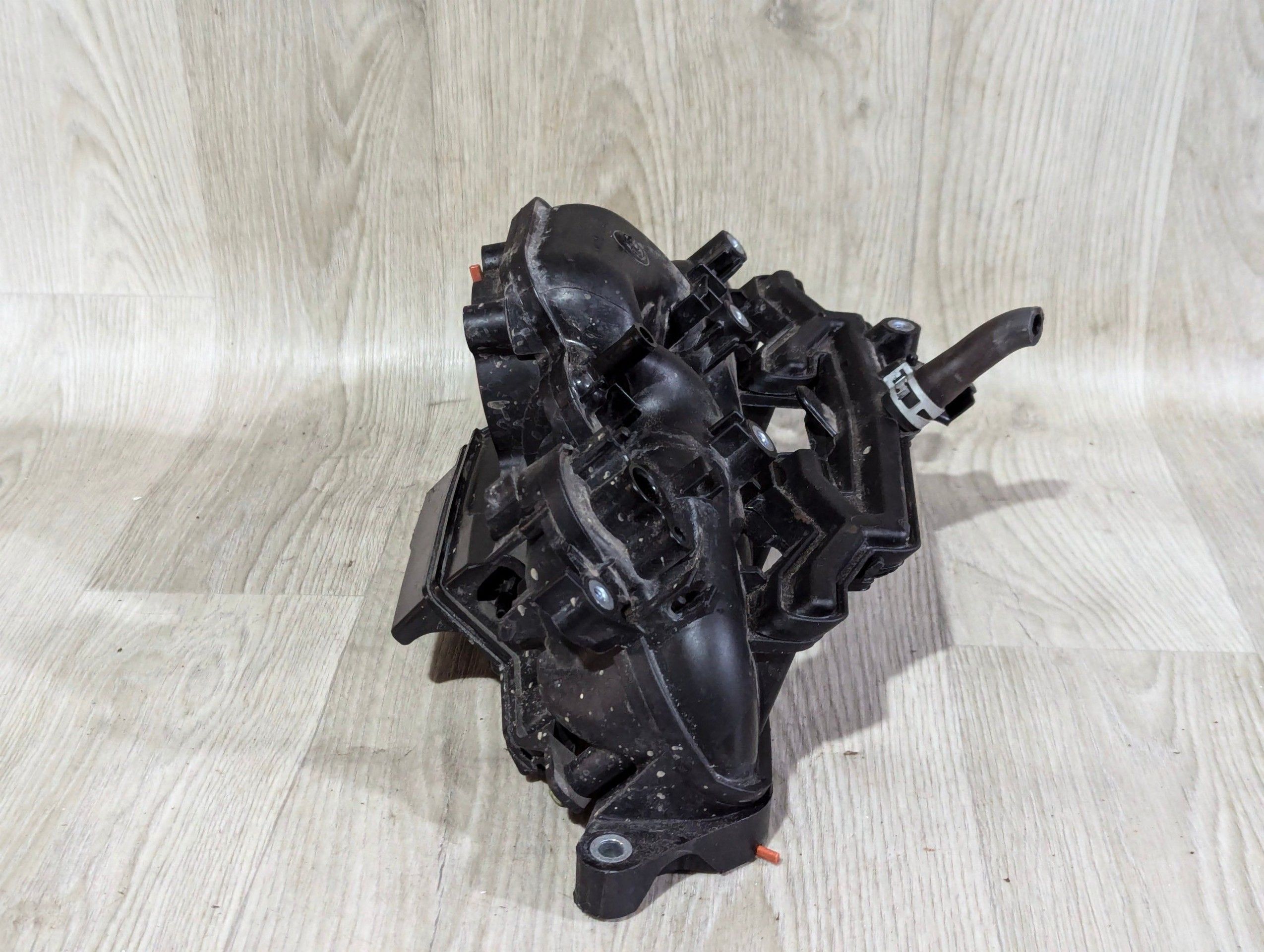 Lexus NX RX IS GS 200T 8AR-FTS Впускной коллектор Лексус 1711136041