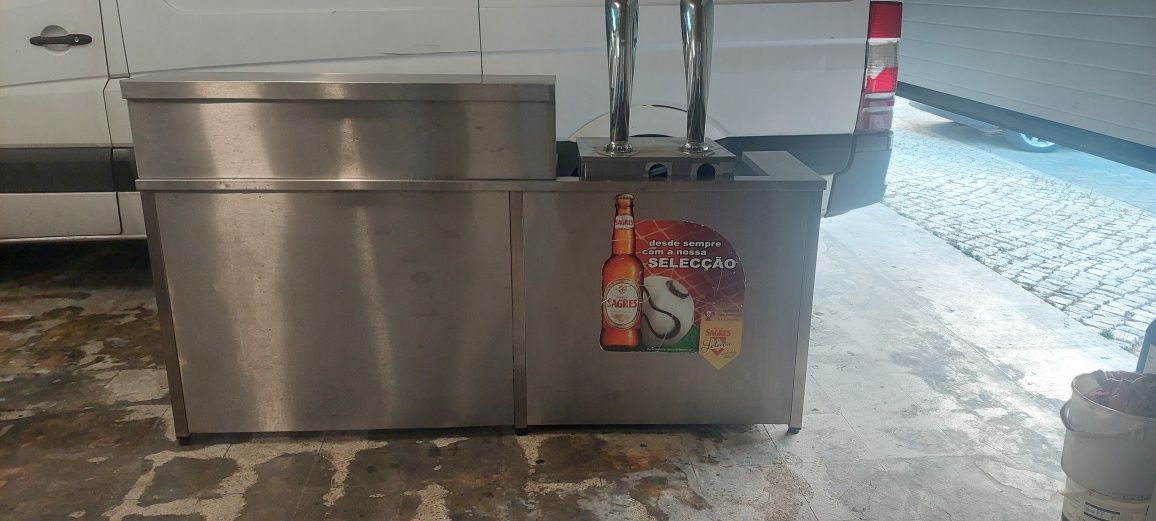 Movel inox com maquina de imprial