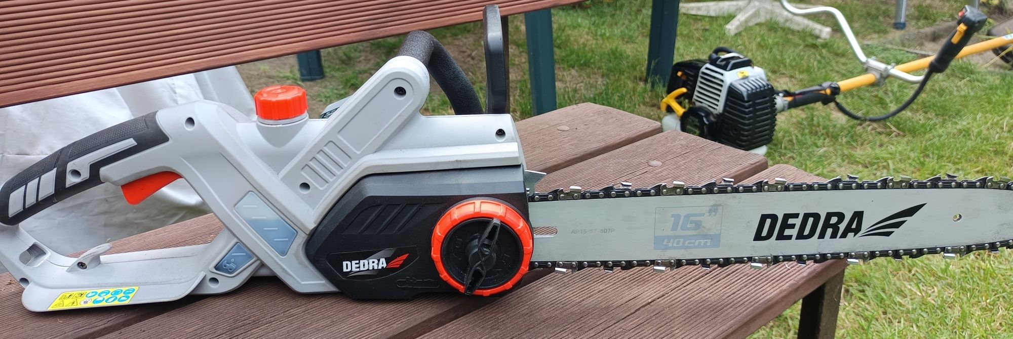 Dedra Pilarka łańcuchowa 2,4 KW