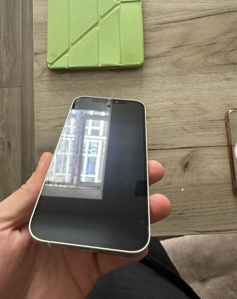Apple iPhone 12 64gb R-SIM