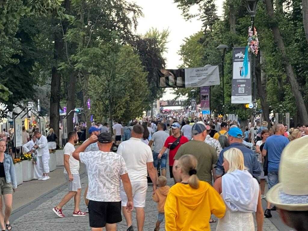 Teren pod każdą działalność . Mielno przy deptaku - 15m2. Media !