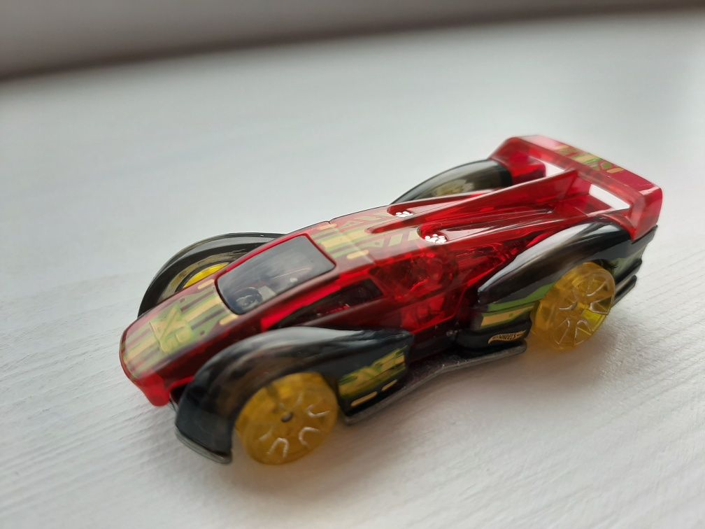 Машинка з Hot Wheels