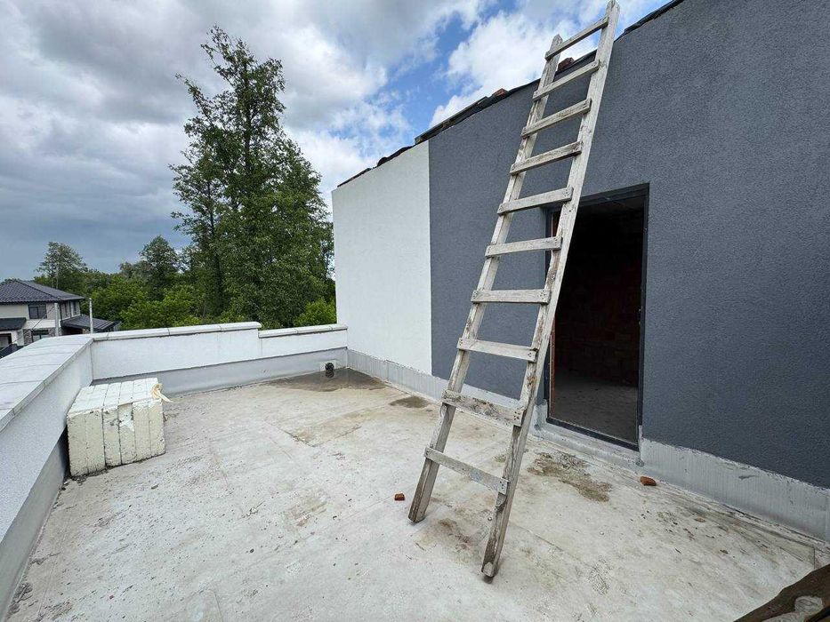 Продам дуплекс в закритому котеджному містечку в Ірпені. ТОРГ