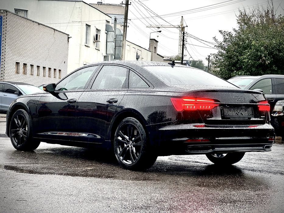 Audi A6 Premium Plus 2023