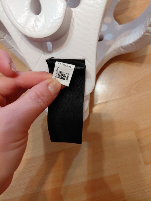 Шолом з ліцензією WKF для карате adidas розмір М