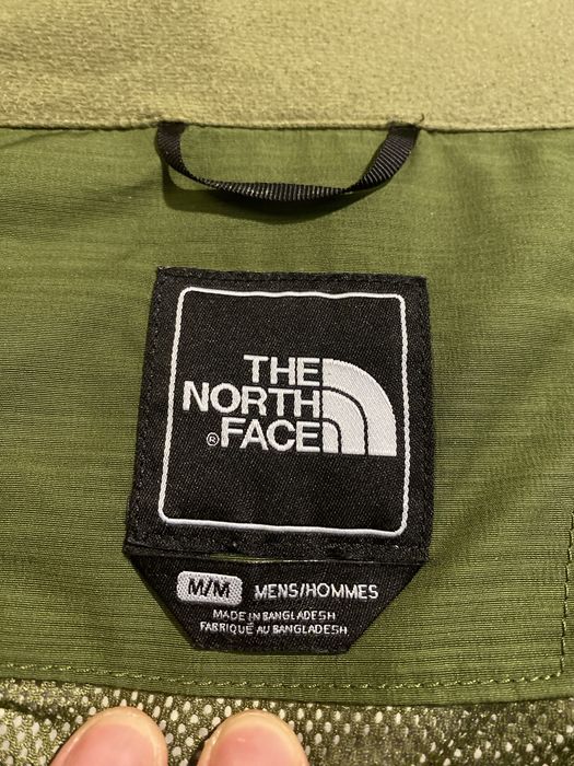 (M) THE NORTH FACE Зеленая курточка на мембране весенняя осенняя tnf