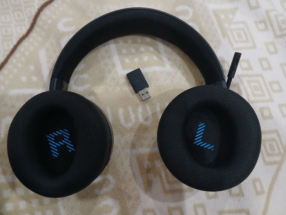 Lenovo h600 навушники.