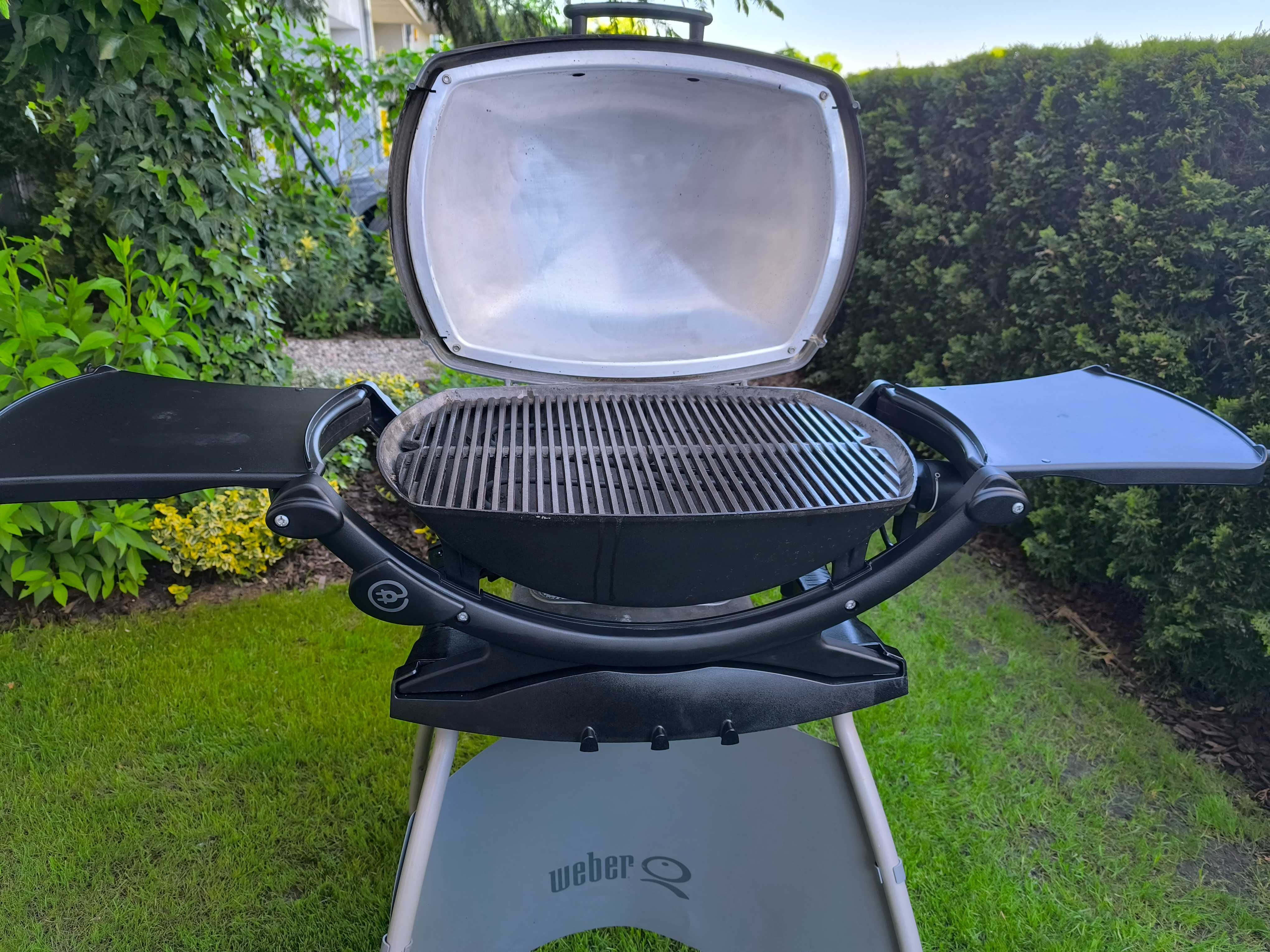 Grill elektryczny weber Q 240