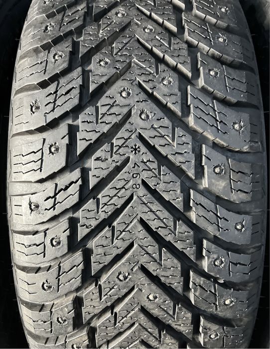 Шини Nokian Hakapelitta 10 R 17 215 65