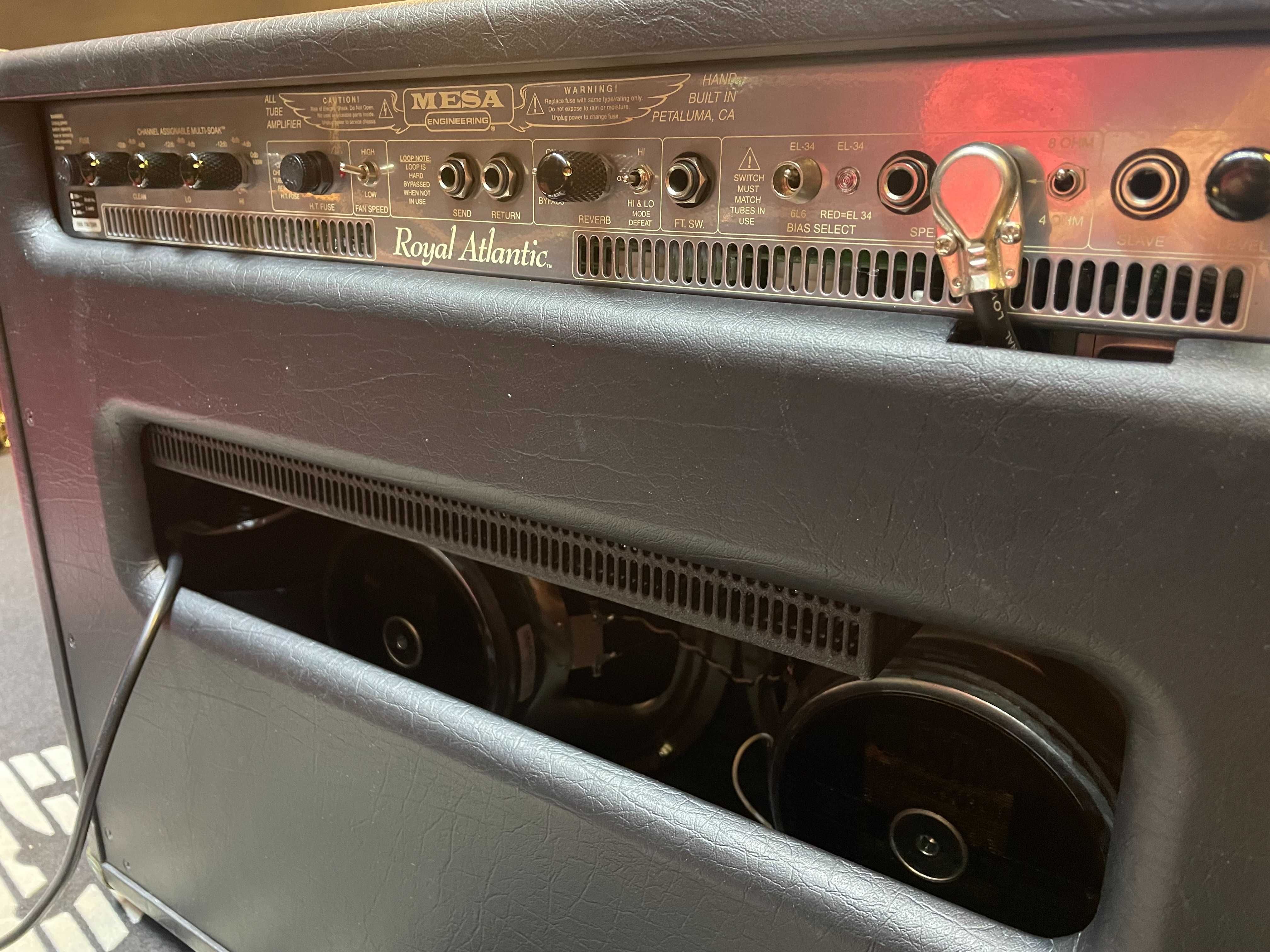 Mesa Boogie kombo 212 - Royal Atlantic™ RA-100
2x12 Combo