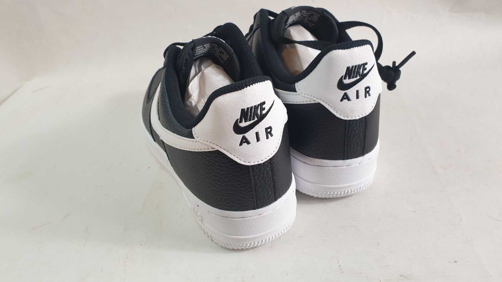 NIKE AIR FORCE 1 '07 obuwie męskie  sportowe  2 męskie 44,5