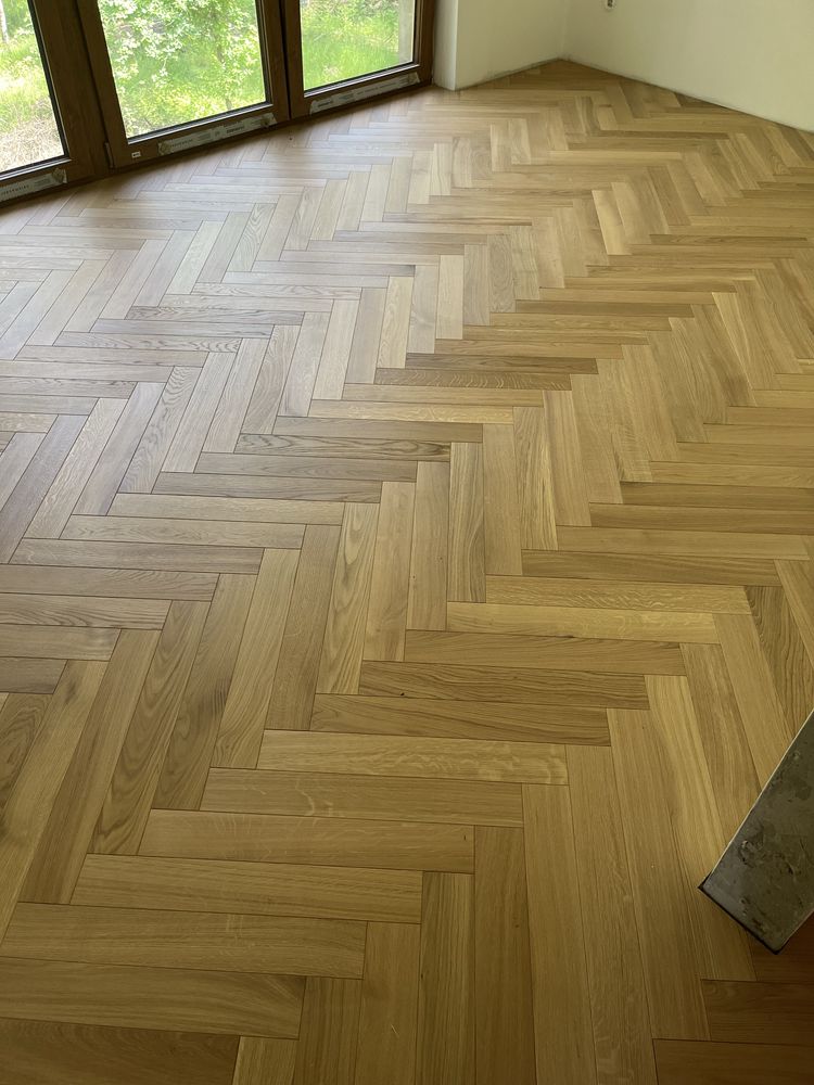 Podłoga Jodełka K. Dąb NATUR 15x90x600mm, 4faza, OlejUV BRESLAU x2
