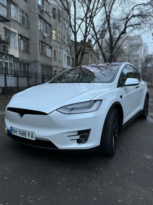 Tesla model x 100D