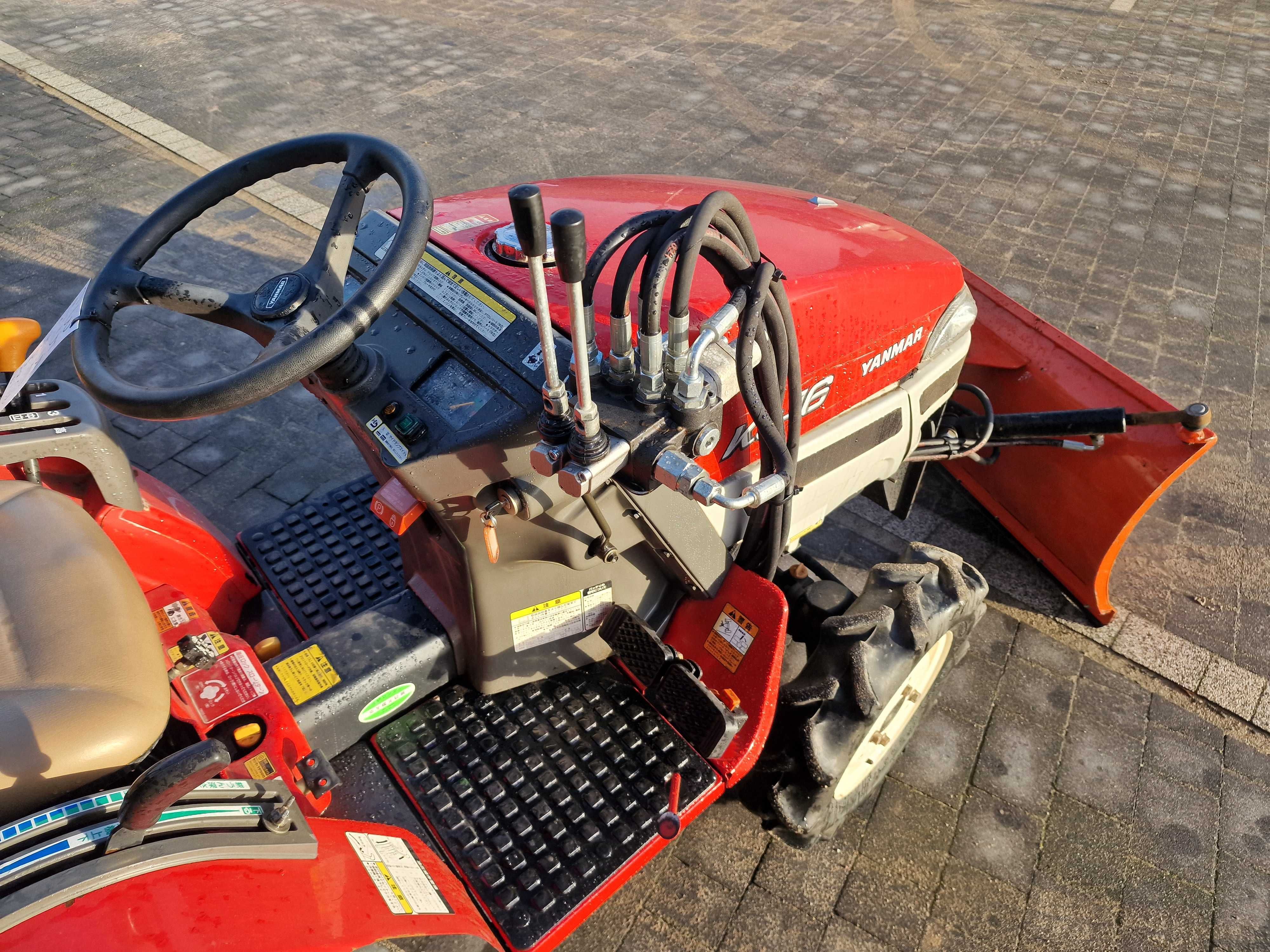 Mini Traktor Yanmar,japonski ciągnik,4x4,traktorek ogrodniczy,sadownik