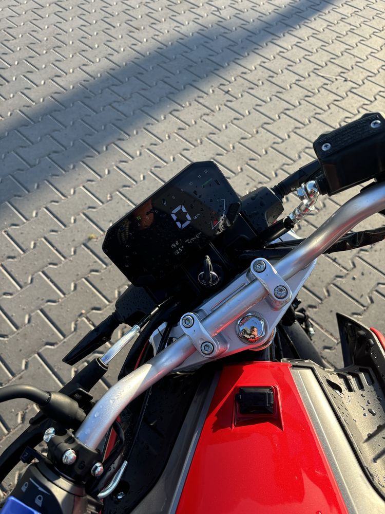 Продам мотоцикол Loncin