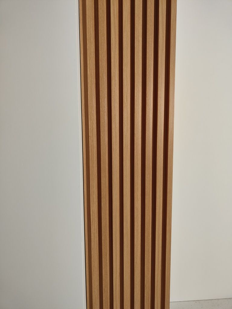 Lamele ścienne -panel na płycie