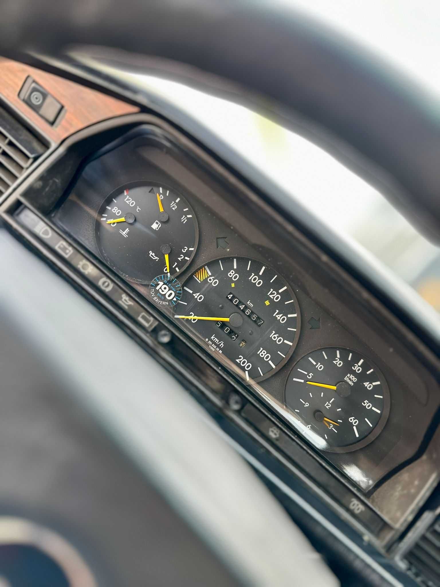 Mercedes 190D - 1990