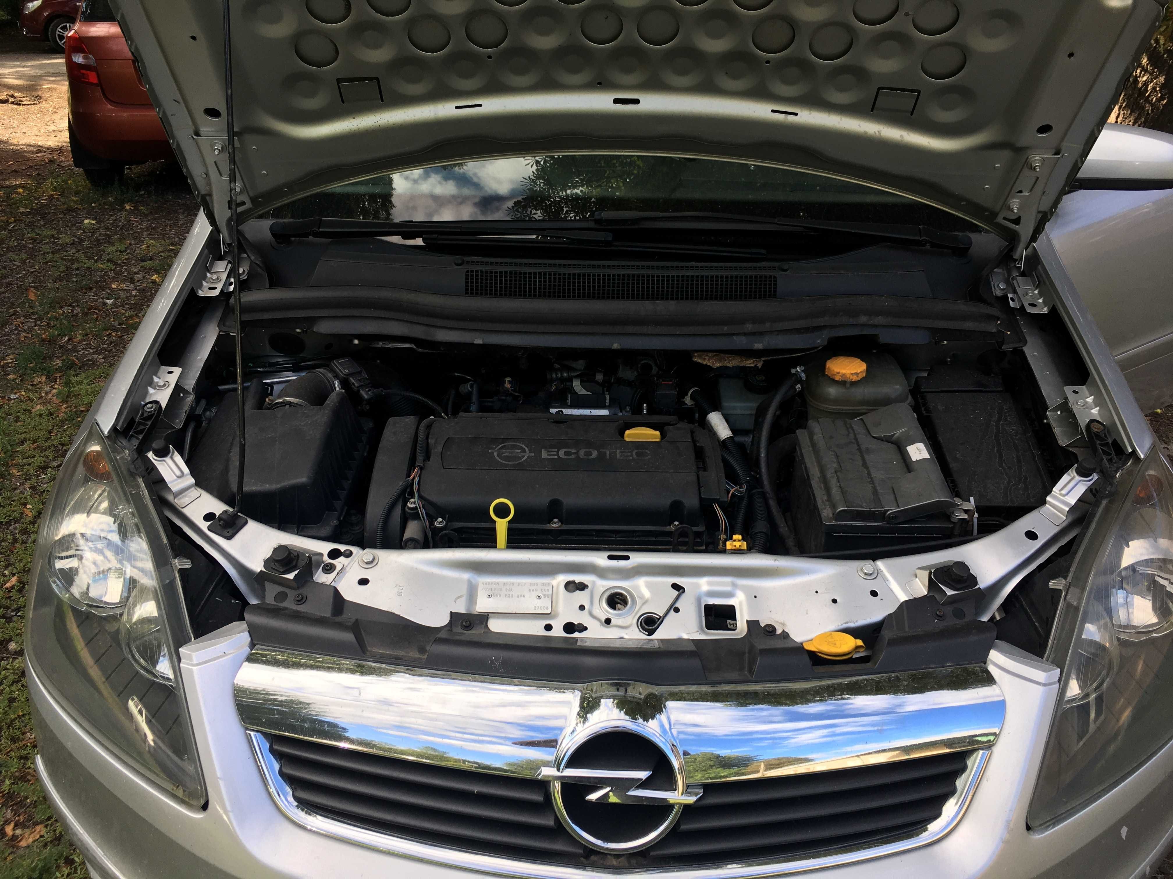 Opel Zafira B. Возможен обмен