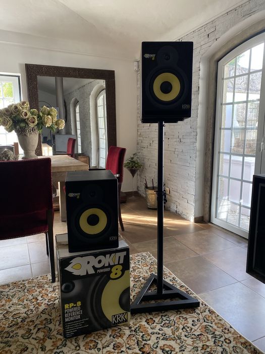 Monitores KRK Rokit 8