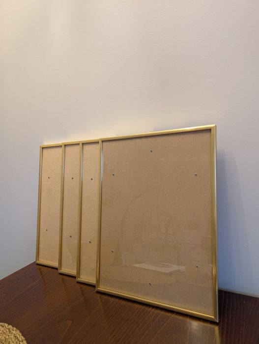 Złote ramki na zdjęcia Lila Inspire