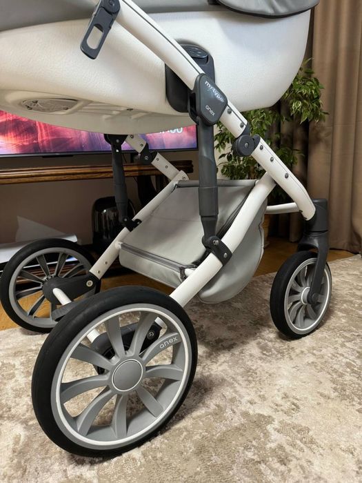 Дитяча коляска Аnex m/type