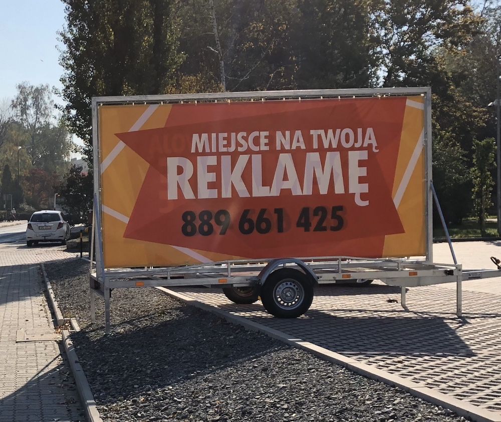 Przyczepa reklamowa, reklama, baner reklamowy