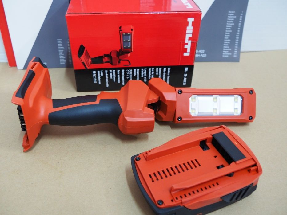 Komplet HILTI SL 2-A22 latarka lampa led bateria 22v 2,6Ah Nowe