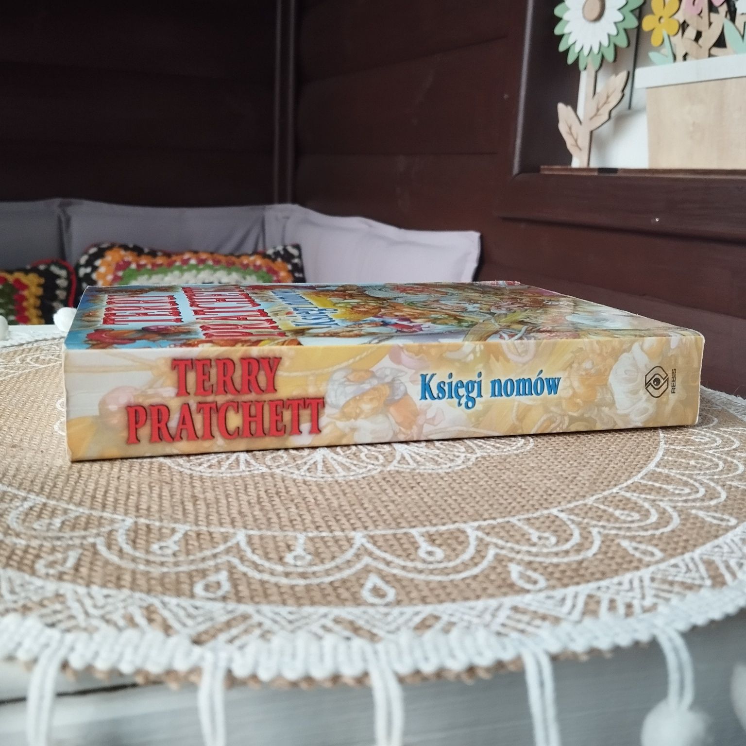 Księgi nomów Terry Pratchett