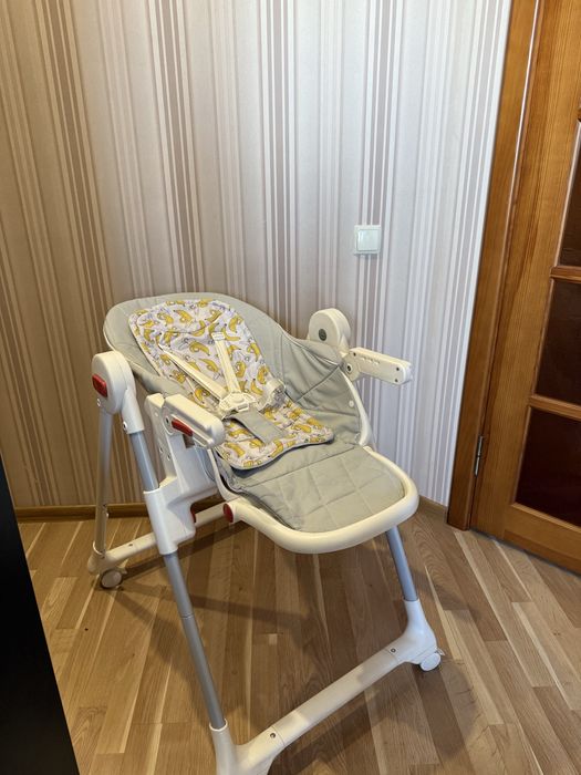 Стільчик для годування El Camino Crystal.