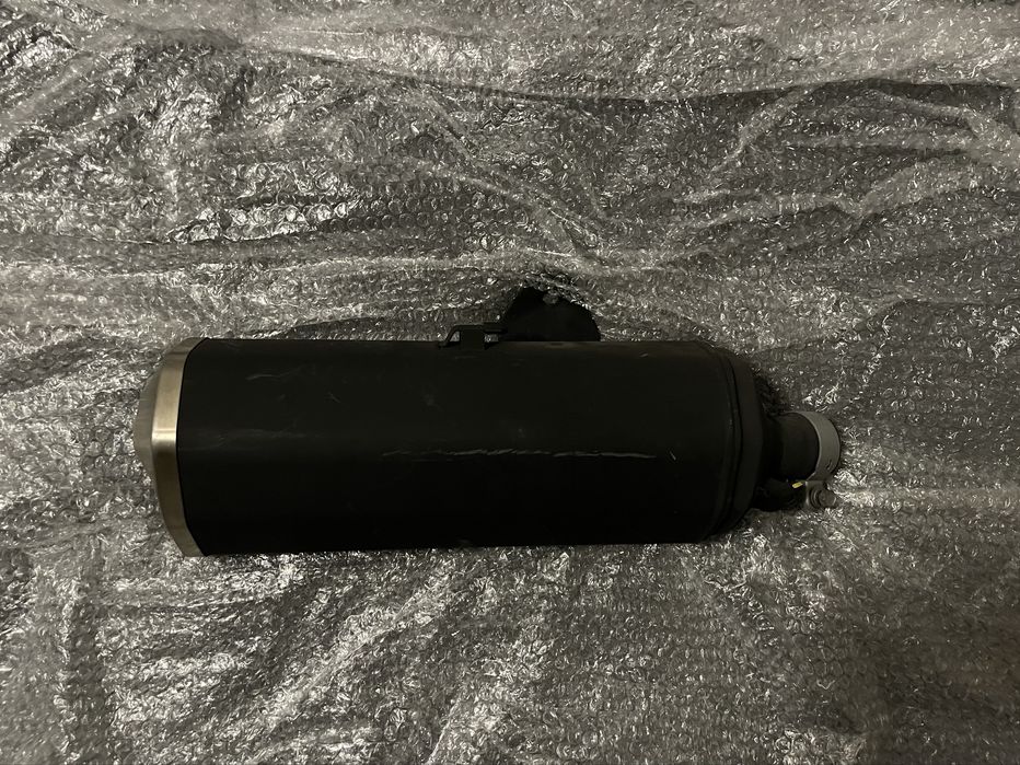 Fabryczny, używany tłumik - Ninja 400