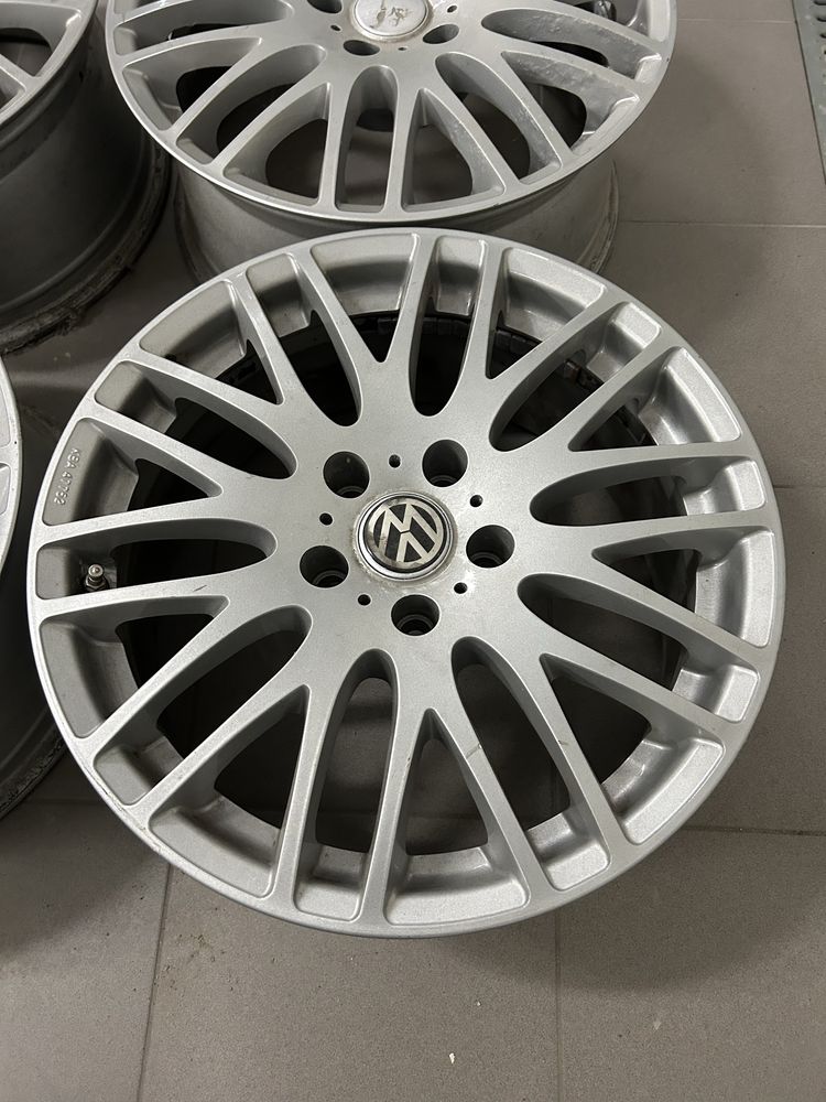 Felgi aluminiowe 17 5x112 Volkswagen Audi DEZENT