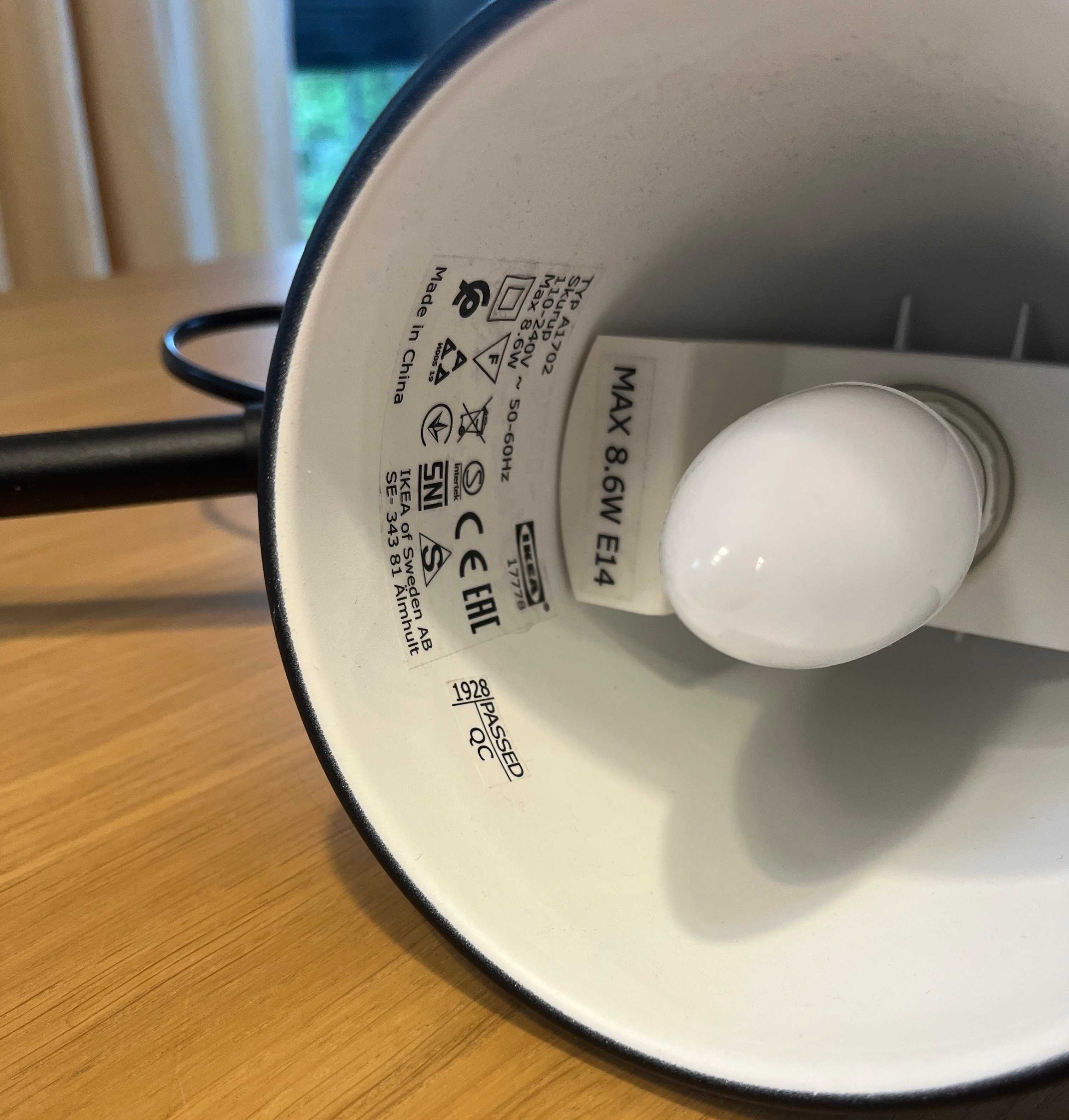 Lampka biurkowa / ścienna Ikea Skurup