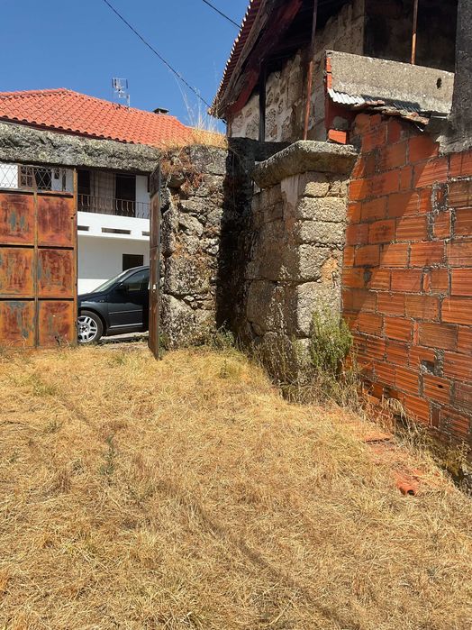 Casa antiga de pedra