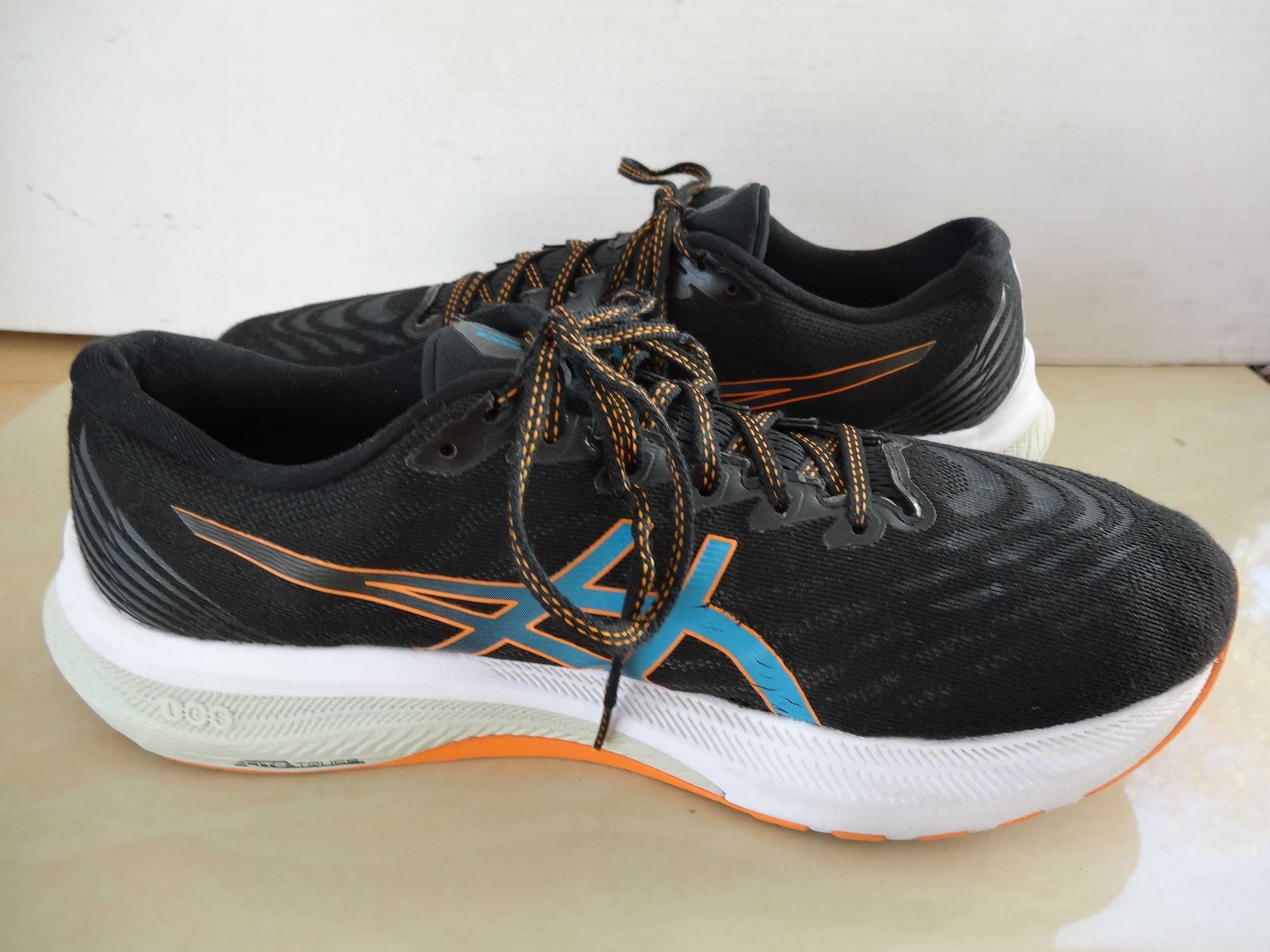 Buty ASICS GT-2000 11 roz 45 Bieganie Sportowe